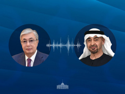 Мемлекет басшысы БАӘ Президентімен телефон арқылы сөйлесті