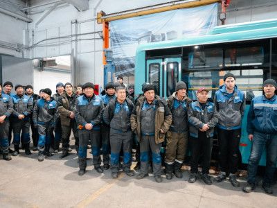 Абай облысында «СемАЗ» қызметкерлері Конституция жобасын қолдайтынын білдірді