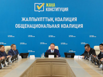Қостанайда жаңа Конституция жобасы мен өңірлік даму мәселелері талқыланды
