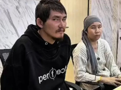 Жангелдин ауылындағы екі адамның өліміне күдіктілер Индонезиядан Атырауға жеткізілді