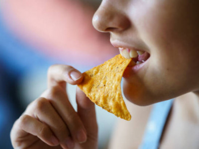 Ресейде чипс, фаст фудқа салық салынуы мүмкін