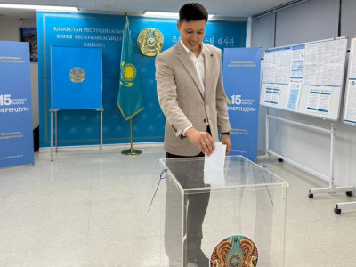 Ұлттық мәселелерде әр азаматтың дауысы маңызды — Сеулдегі отандасымыз Ернар Сарсенбаев