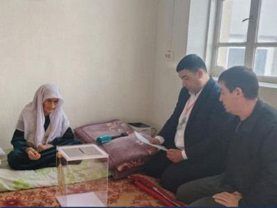 Түркістан облысында 103 жастағы кейуана референдумда дауыс берді