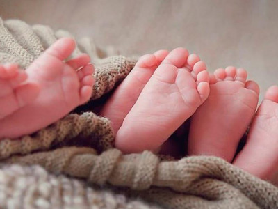 Референдум күні Атырауда екі бірдей үшем дүниеге келді