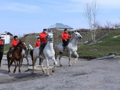Түркістан облысының көкпаршылары мен байкерлері ел болашағы үшін дауыс берді