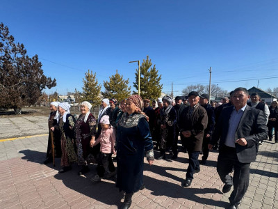 Жетісу облысында бір әулеттен 40 адам референдумға дауыс беруге бірге барды