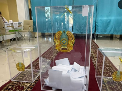 Exit poll: сайлаушылардың 88,6%-ы жаңа Конституцияны қолдады