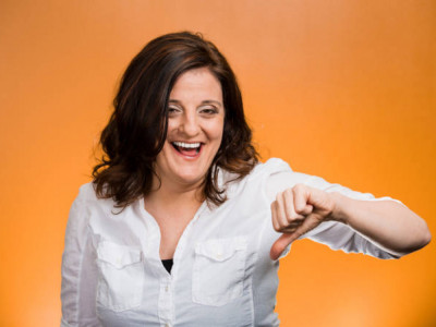 Кей адамдар неліктен біреуді кекетіп-мұқатқысы келіп тұрады? – ғалымдар себебін айтты