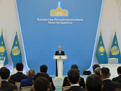 Президент Конституциялық комиссия мен Жалпыұлттық Коалиция мүшелеріне ризашылығын білдірді