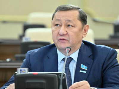 Цифрландырудағы олқылықтар тегін дәрі беру процесін тежеп тұр – Берік Бейсенғалиев