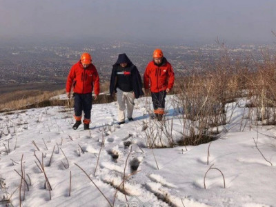 Алматы тауларында туристер адасып кетті