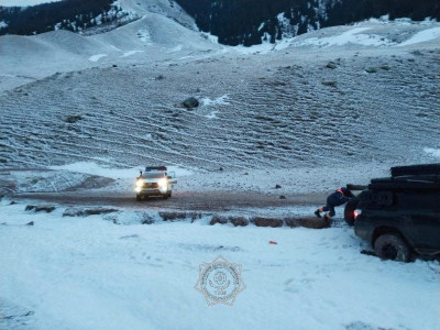 Төрт адамды түні бойы іздеген: Алматы облысында жоғалып кеткен отбасы табылды