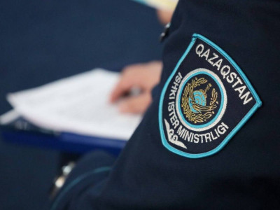 «Арзан тур алып беремін»: Астана тұрғынынан 5,7 млн теңге алған алаяқ ұсталды