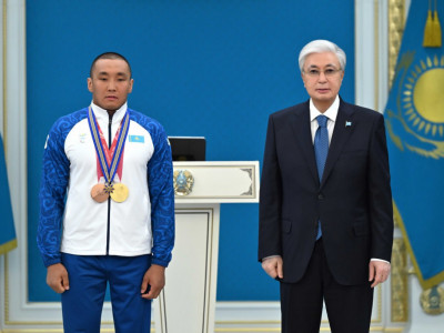 Мемлекет басшысы Ербол Хамитовты III дәрежелі «Барыс» орденімен марапаттады