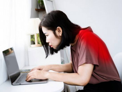 Әжім, қауіпті аурулар: бүкірейіп жүрудің қаупі қандай?