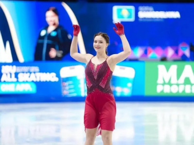 Мәнерлеп сырғанаушы Софья Самоделкина әлем чемпионатында мансабындағы ең үздік нәтижесін көрсетті