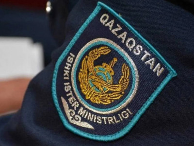 Ақтөбеде полицей қызметтік қарудан оқ атып, бір адам ауруханаға түсті