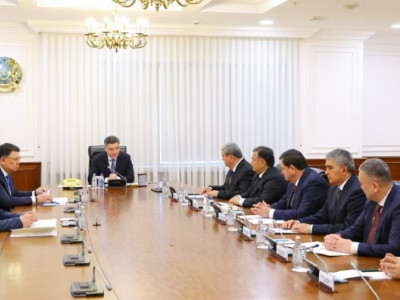 Олжас Бектенов Халықаралық Аралды құтқару қорының басқарма мүшелерімен кездесті