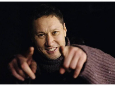 "Тыныштық па?": Азамат Сатыбалды жазған мәтін көрерменді ойландырып қойды