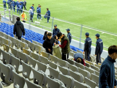 «Таза Қазақстан»: Футболшылар Қазақстан мен Комор аралдары матчында экоакция өткізді