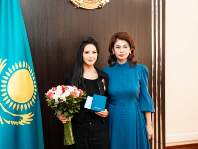 Тао Минсю Мемлекет басшысының атынан ІІ дәрежелі «Достық» орденімен марапатталды