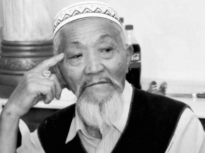 Белгілі ақын Зуқай Шәрбақынұлы өмірден өтті