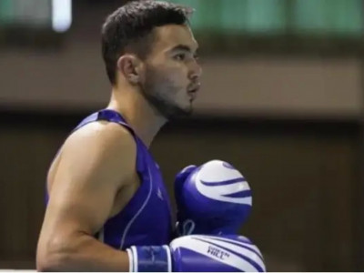 Азия чемпионаты: Ерасыл Жақпеков өзбекстандық боксшыға есе жіберді