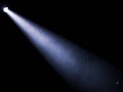 "Түнек жарықтан да жылдам": Израиль ғалымдары жарты ғасыр бұрынғы гипотезаны растады