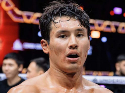 «Бір күні өкінесің»: Еркебұлан Тоқтардың жазбасы көпті ойлндырып қойды