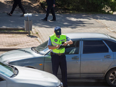 Астана тұрғыны полиция қызметкерін қорлағаны үшін 3 жылға сотталды