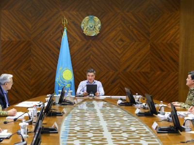 Үкімет басшысы Абай облысында Төтенше жағдайлардың алдын алу жөніндегі жедел штабтың отырысын өткізді