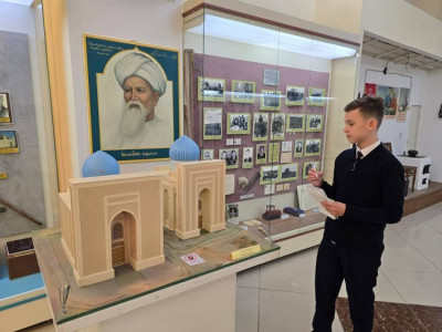 Павлодарлық оқушы тарихты үш тілде түсіндіретін ойын әзірледі