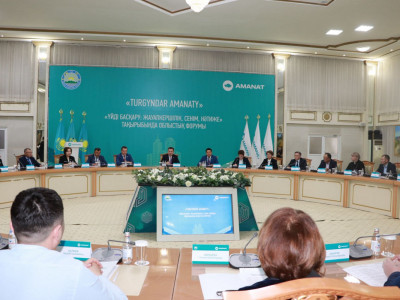 «AMANAT»: Өскеменде көппәтерлі тұрғын үйлерді басқару ісін жетілдіру жайы талқыланды