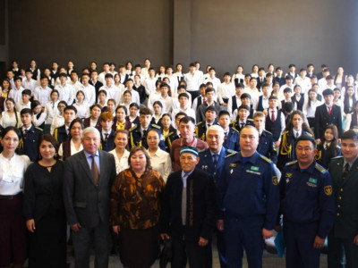 Ғарышкерлер күні: Ақтөбеде жастарды авиациялық және ғылыми бейінде даярлау кеңейтілуде