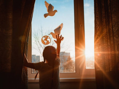 Петропавлда 3 жасар бала терезеден құлап кетті