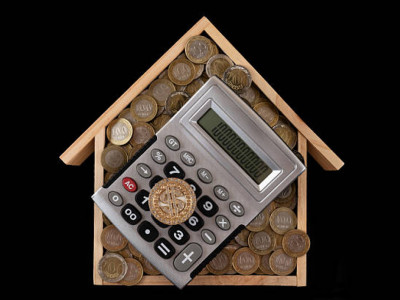 Биржада доллар 475 теңгеге дейін қымбаттады