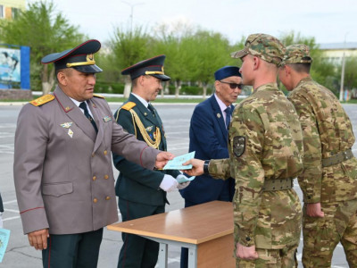 Гвардейск гарнизонында 600 әскери қызметкерге сертификат табысталды