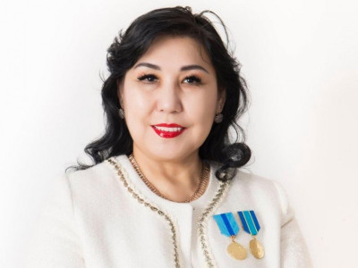 Дипломат журналистің белесі