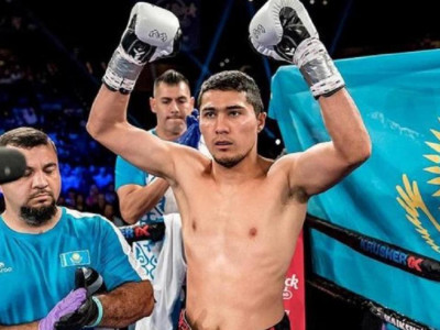 Жәнібек Әлімханұлының салмағындағы қазақстандық боксшы чемпиондық жекпе-жегін өткізеді