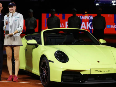 Елена Рыбакина мансабында екінші рет Штутгарттағы турнирде топ жарды