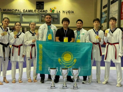 Таэквондошылар Испаниядағы турнирде 4 медаль жеңіп алды