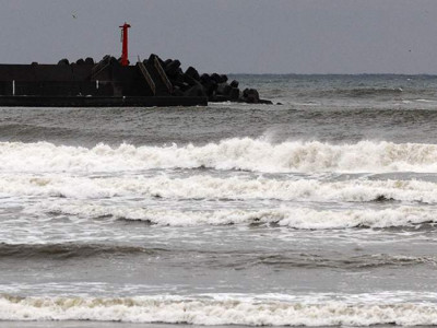 Цунами қаупі бар: Жапонияда қуатты жер сілкінісі болды