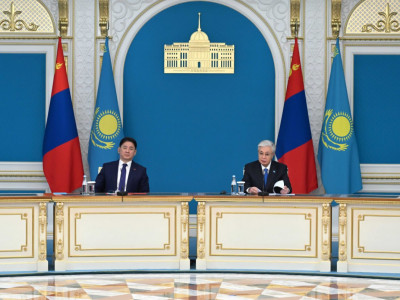Қазақстан мен Моңғолия президенттері БАҚ өкілдеріне арналған брифинг өткізді