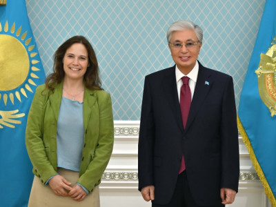 Президент Германия экономикасы Шығыс комитетінің басқарма төрағасы Катрина Клаас-Мюльхойзерді қабылдады