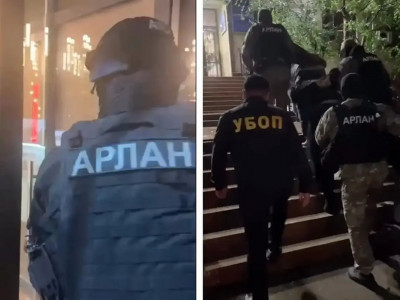 Шымкентте ақша бопсалаумен айналысқан топ ұсталды