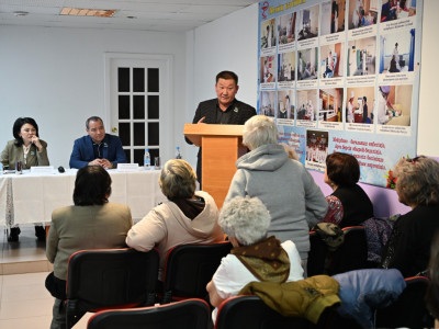 Ақтөбеде мәслихат депутаттары тұрғындармен кездесу өткізді