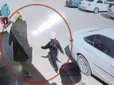 "Сақина беремін": Ақтөбеде кішкентай қызды алдап әкетпек болған азамат ұсталды