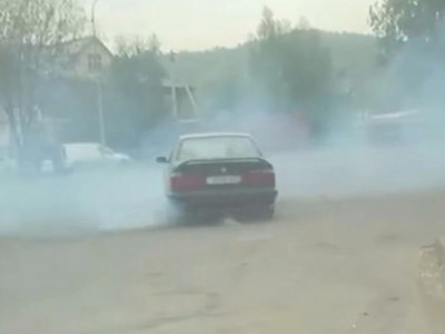 Алматыда дрифт жасаған жүргізуші 5 күнге қамалды