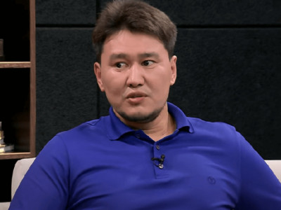 "2 жыл бойы ел алдына шыға алмадым": Жахан Отарғалиев жұрттан жасырған шындығын айтты (ВИДЕО)