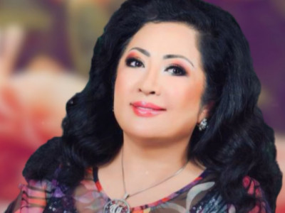 Мақпал Жүнісова жүргізушісі мен күзетшісіне заманауи баспана жасап берді (ВИДЕО)